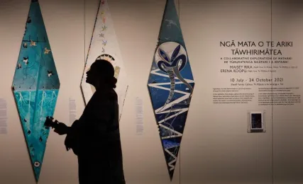 Maisy Rika singing to Nga Mata o te Ariki Tawhirimatea